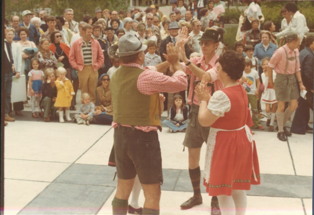 1976 05 01 13 Winston Salem Springfest.jpg